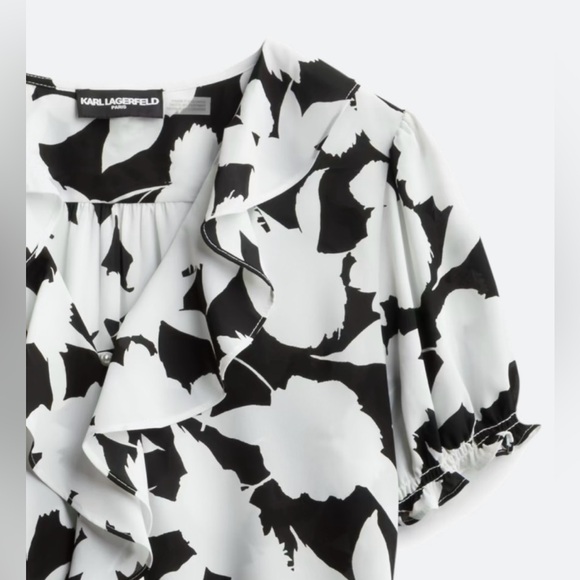 Karl Lagerfeld Paris Kindra‎ Ruffle Front Short Sleeve Blouse Large NWT - Picture 2 of 14
